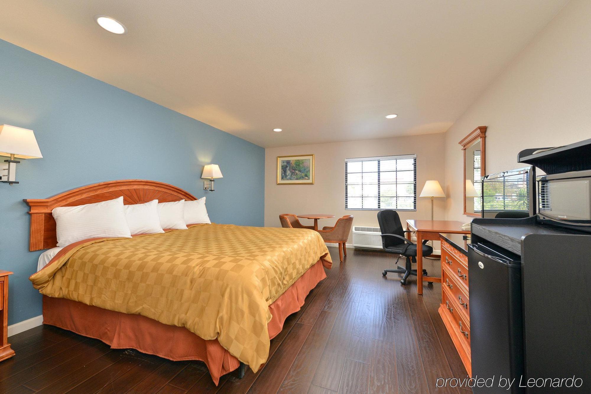 Hotel Hacienda At Ontario Ranch מראה חיצוני תמונה